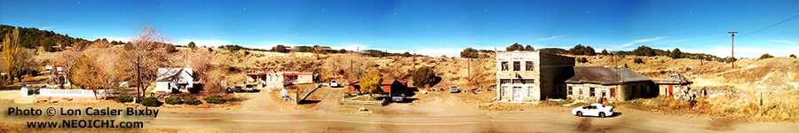 Panoramic View of America as Seen from a Passing Train - Photography by Lon Casler Bixby - Copyright - All Rights Reserved - www.neoichi.com